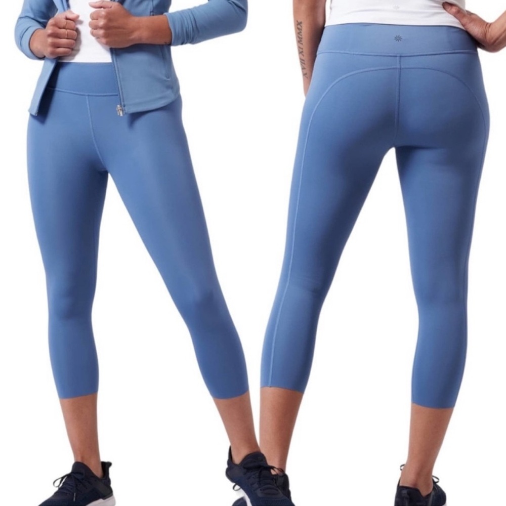 Athleta Accelerate Capri Blue
